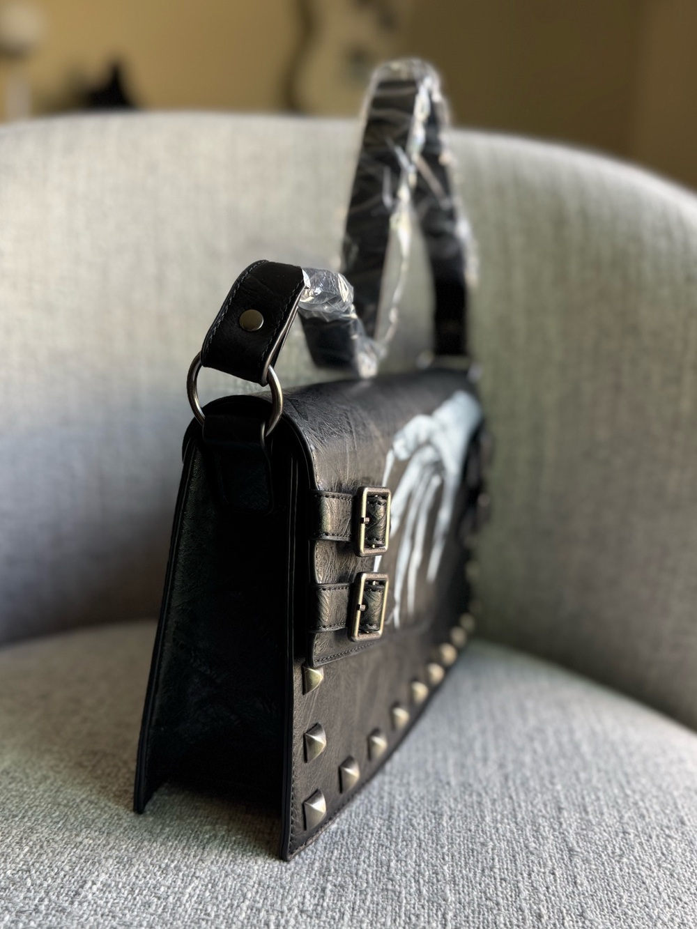 Black Hand-Painted Nosferatu Hand Shoulder Bag - Picture 4 of 5